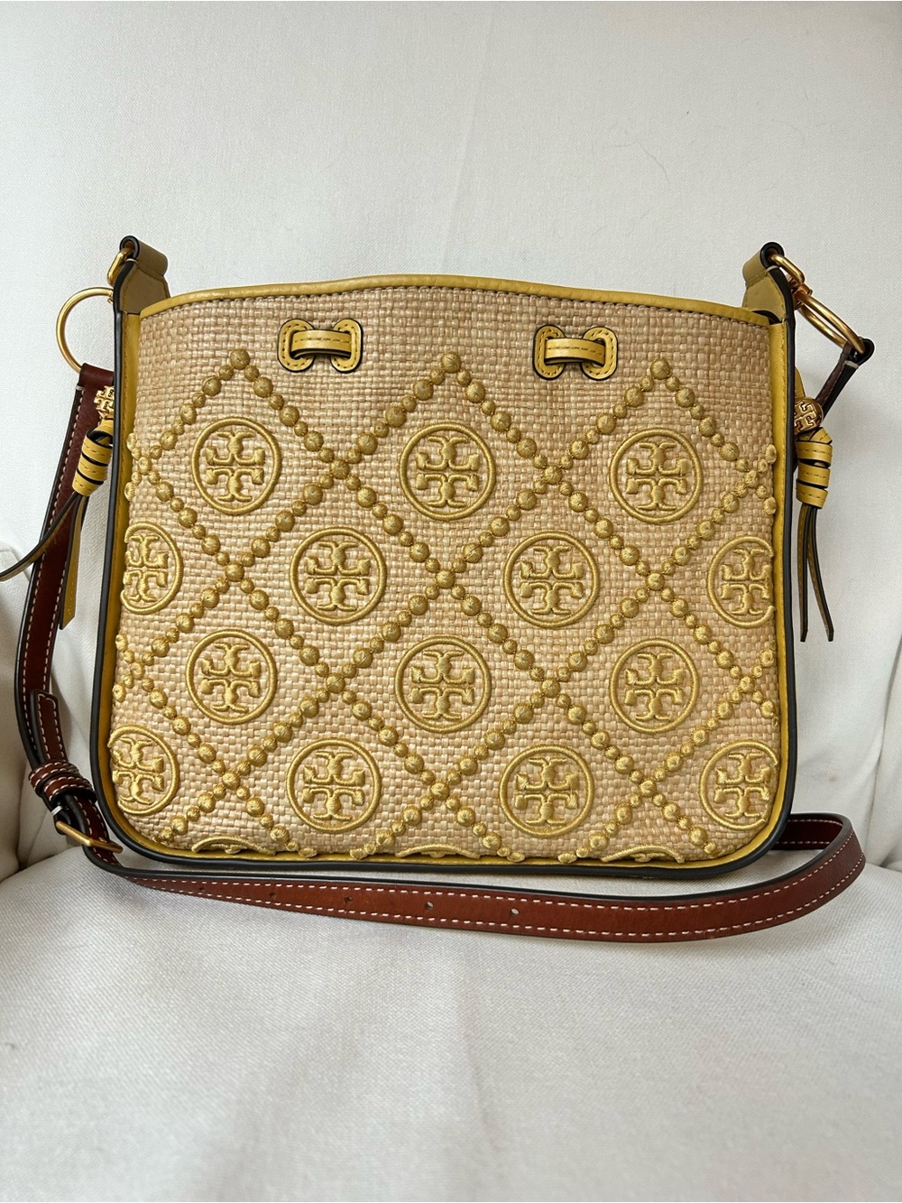 Tory Burch Yellow Woven Logo Crossbody Bag - Picture 2 of 6